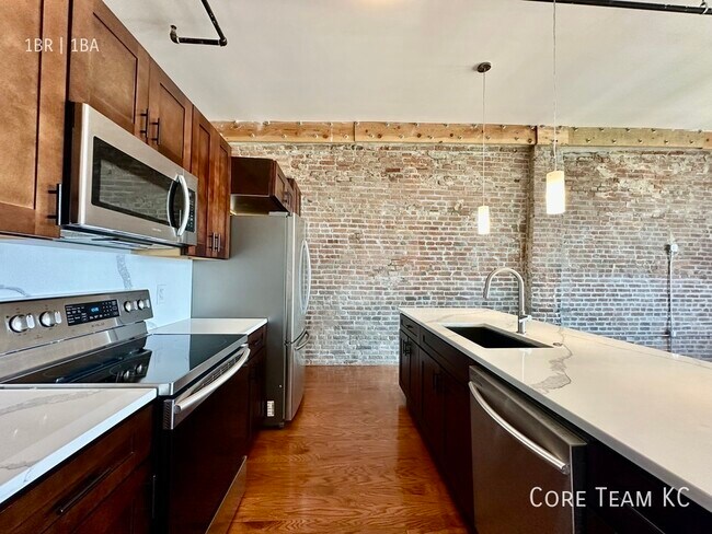 Building Photo - 1223 Union Ave