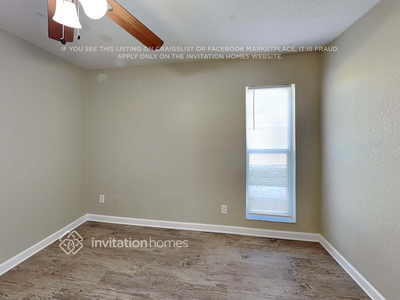 Building Photo - 122 Van Dyck Dr