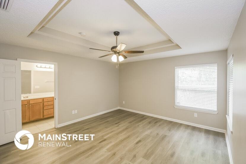 Building Photo - 10813 Campus Heights Ln