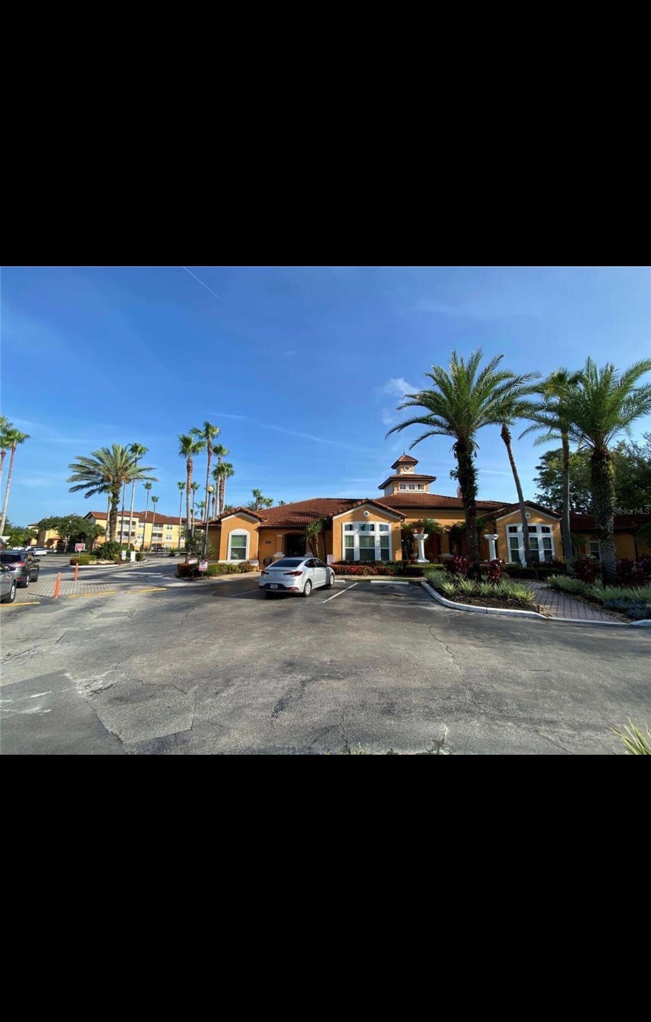 Building Photo - 5455 Vineland Rd