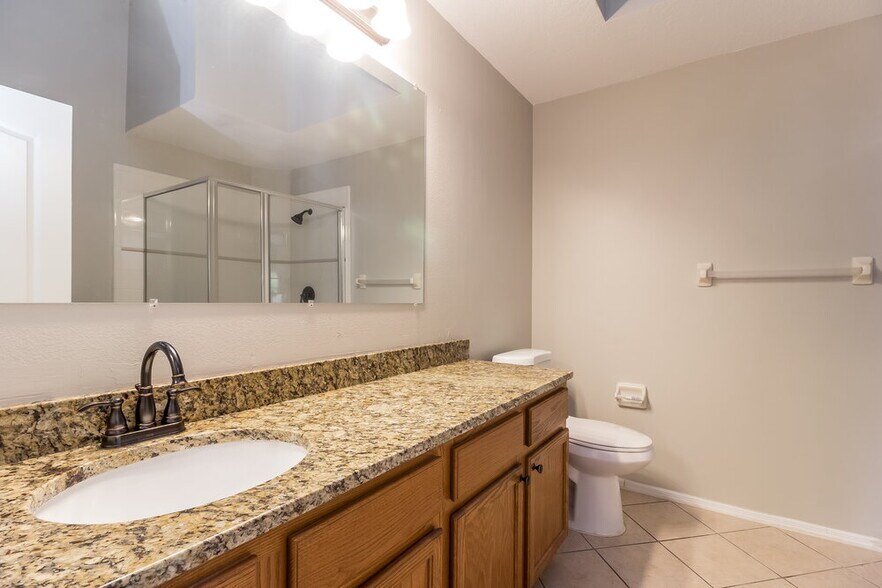 Building Photo - 1932 Wiregrass Ct