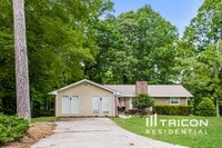 Building Photo - 185 Sequoyah Dr