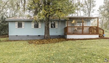Building Photo - 507 3rd St