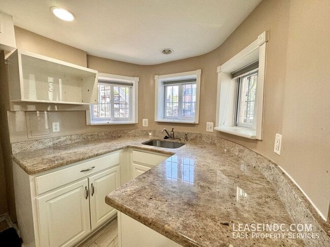 Building Photo - 1612 6th St NW