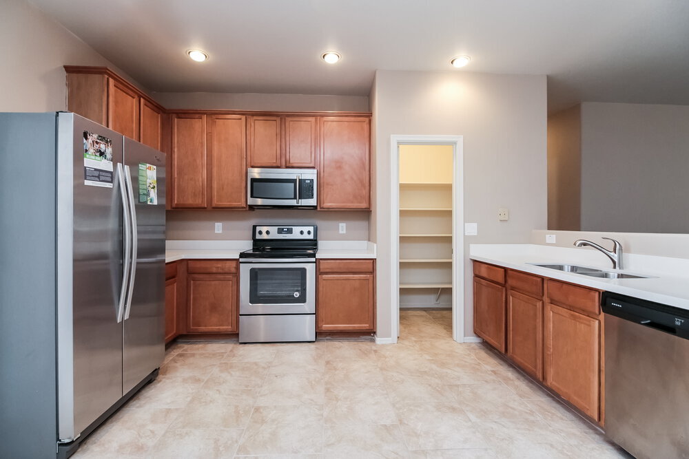 Building Photo - 2924 W Allens Peak Dr