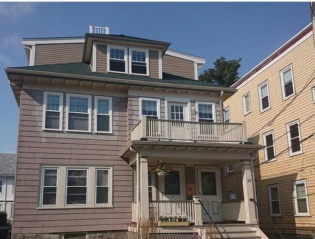Building Photo - 189 Savin Hill Ave