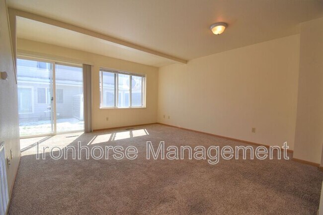 Building Photo - 2411 Wheeler Dr