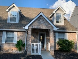 Building Photo - 1046 Blinken St