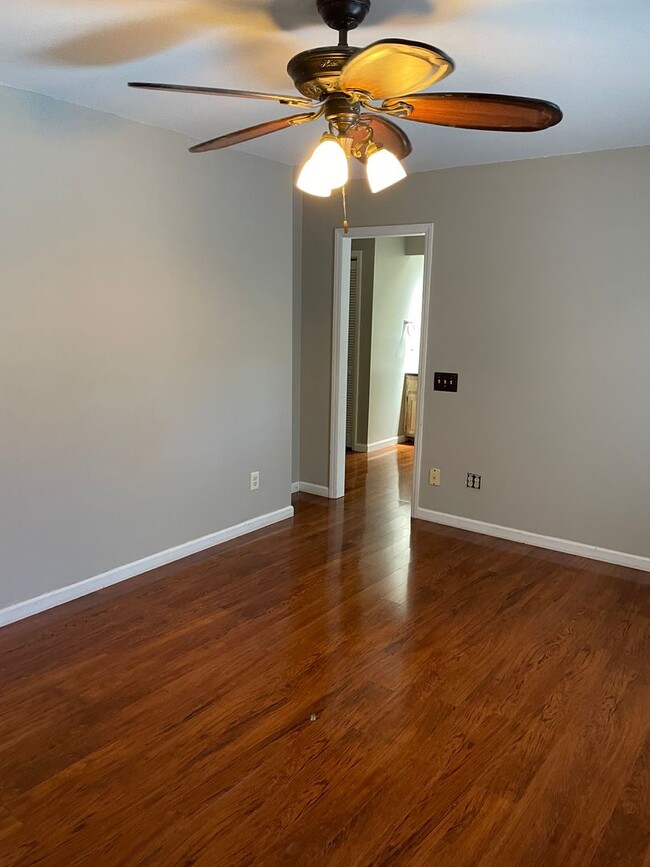 Building Photo - 3 bedroom Bathroom House in River Run Planation