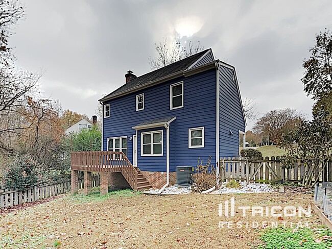 Building Photo - 901 Big Bend Ct