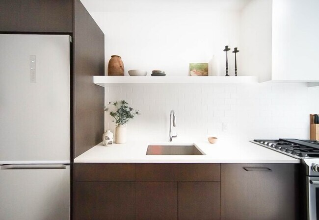 Building Photo - 2600 John F Kennedy Blvd