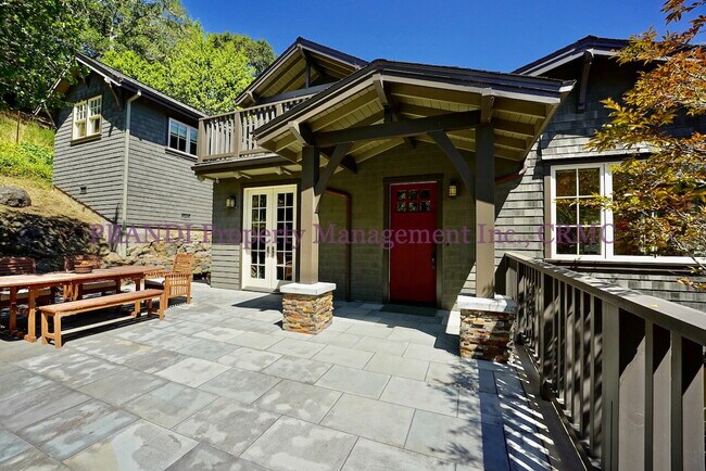 Building Photo - Majestic Custom-Designed Five-Bedroom Esta...