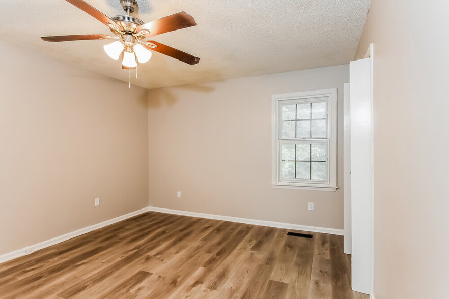 Building Photo - 3138 Calumet Pl NW