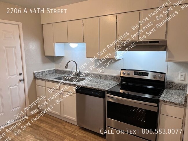 Building Photo - 2706 44th St