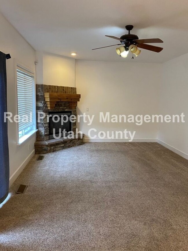 Building Photo - 1769 S 700 W