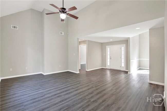 Building Photo - 387 Shady Hill Cir