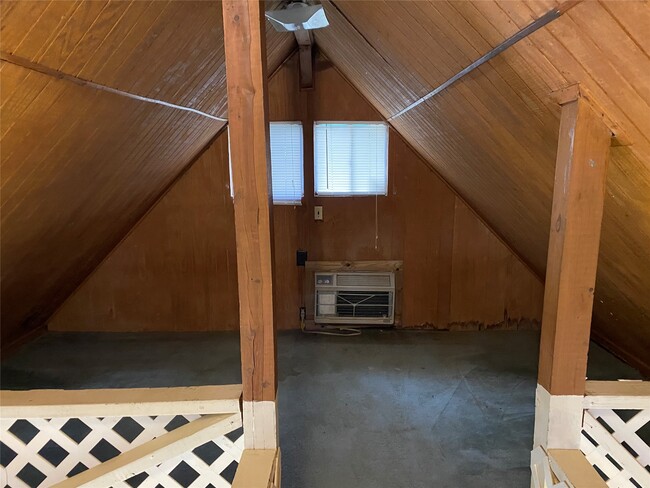 Building Photo - 3300 Elks Dr