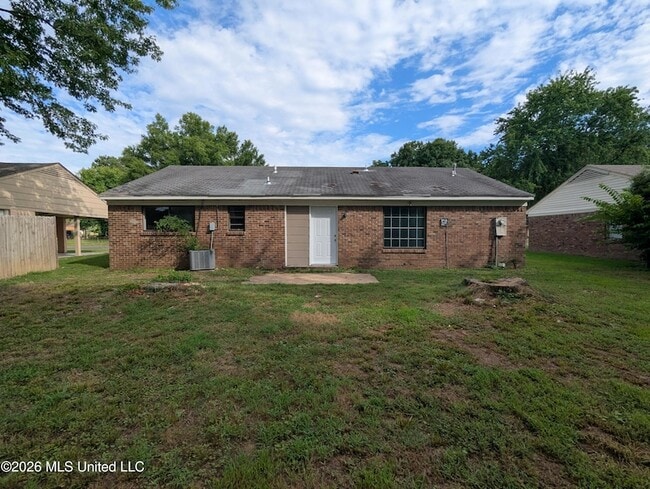 Building Photo - 2920 Valleybrook Rd