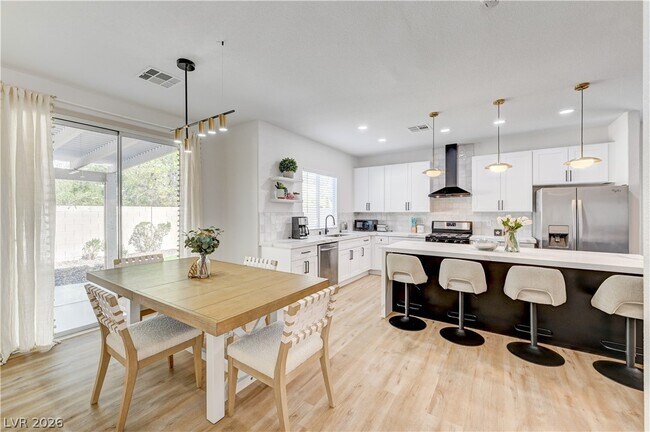 Building Photo - 3236 Rushing Waters Pl