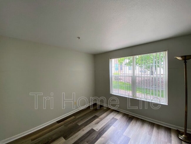 Building Photo - 12158 W Dorado Pl