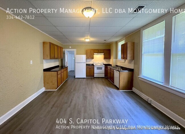 Building Photo - 404 S Capitol Pkwy