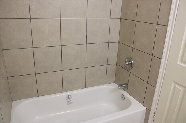 Building Photo - 18635 Bridoon Dr