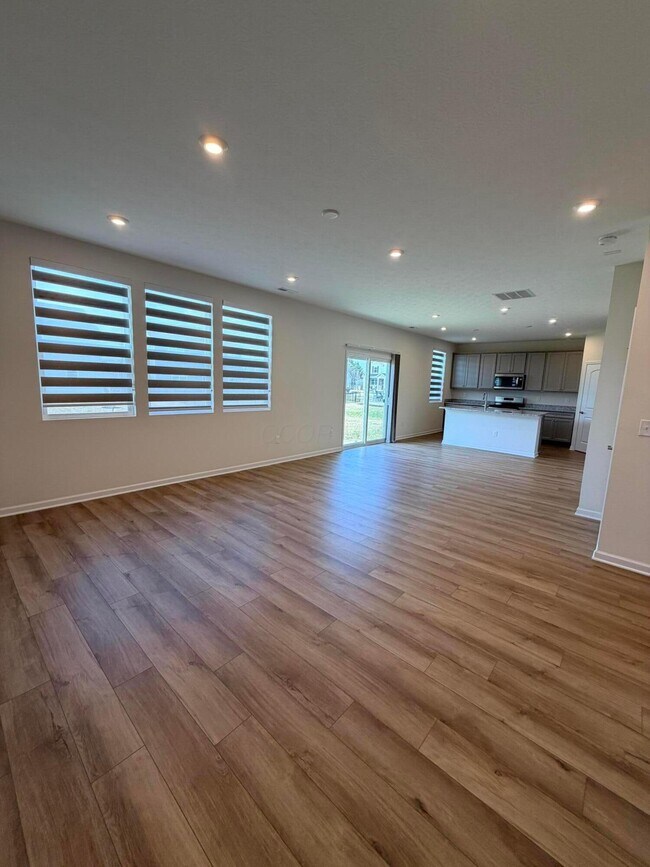 Building Photo - 1315 Red Tail Pl