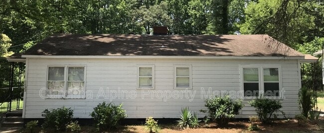 Primary Photo - 1132 Browns Ave