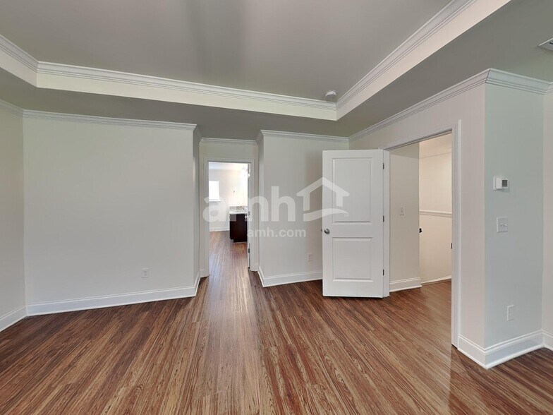 Building Photo - 190 Rivulet Dr