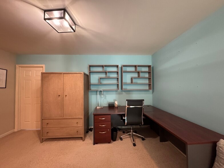 DEN | OFFICE - 1537 Abigail Ln