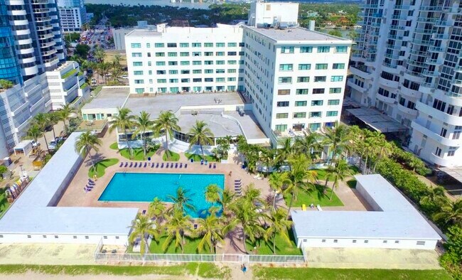 Building Photo - 6345 Collins Ave