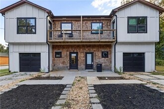 Building Photo - 1278 Plaza Ave SW