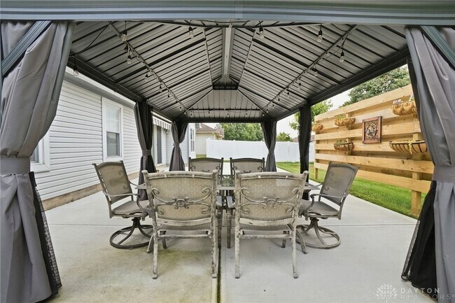 Building Photo - 9083 Marquis Dr