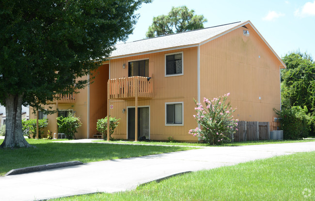 Building Photo - Tree Ridge Lane Apartments