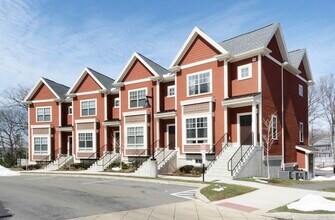 Building Photo - 2009 Symmes Cir