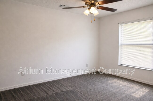 Building Photo - 4006 Wilkes Dr