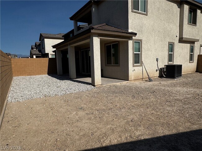 Building Photo - 949 Ferodale Ave
