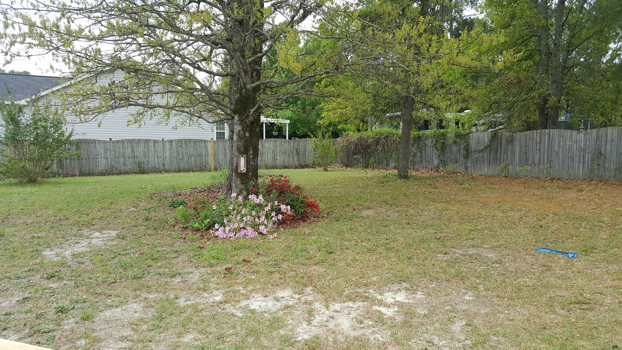 Building Photo - 106 Maguire Dr