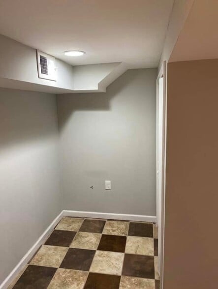 Building Photo - 59 Harrigan St