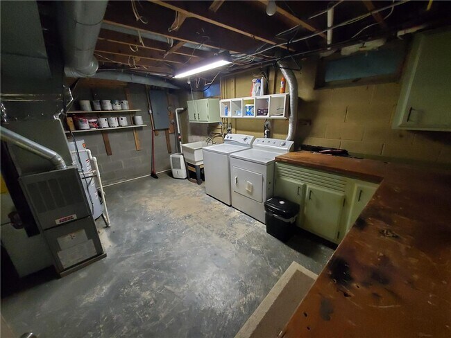 Building Photo - 1148 Jackson Rd