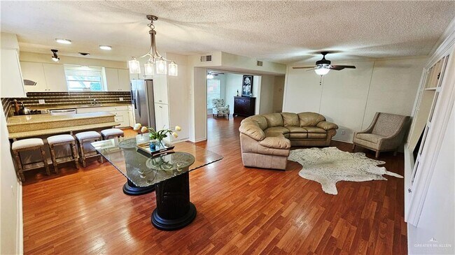 Building Photo - 29 West St