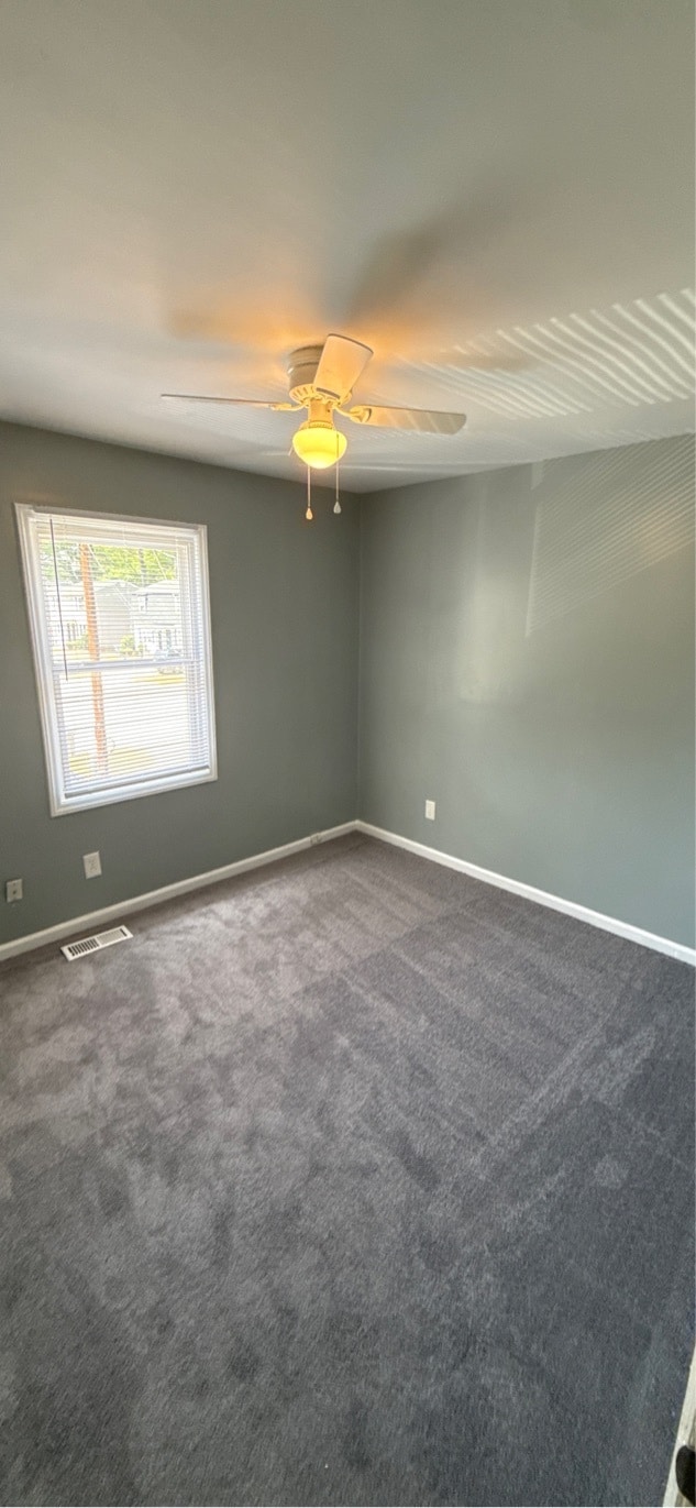 Building Photo - 127 Aqua Ct