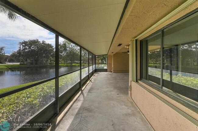 Building Photo - 9200 Chelsea Dr S
