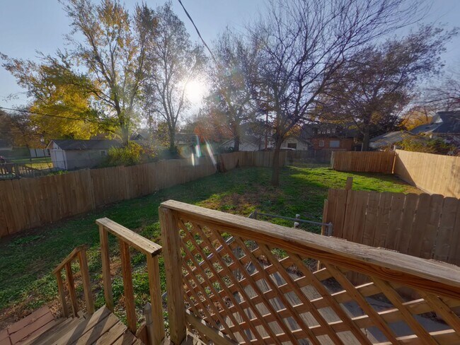 Building Photo - 207 S Erie Ave