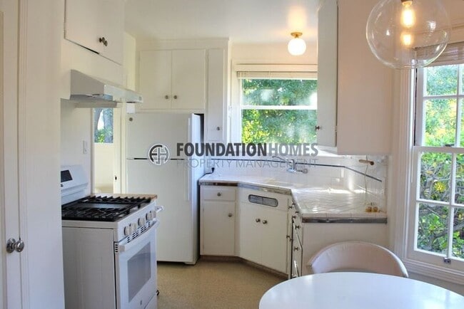 Building Photo - 123 Forbes Ave