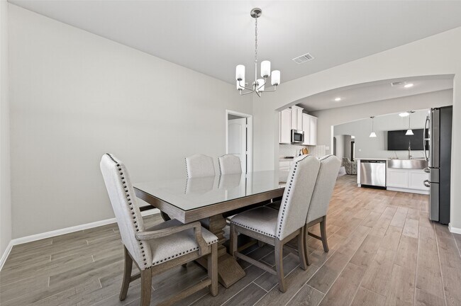 Building Photo - 11676 Whirlaway Dr