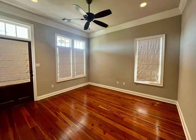 Building Photo - Beautiful Home in Rouzan of Southdowns neighborhood!