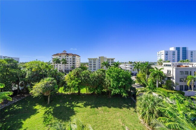 Building Photo - 1150 102nd St