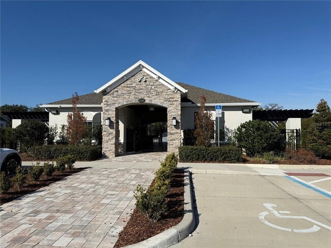 Building Photo - 14910 Harvest St