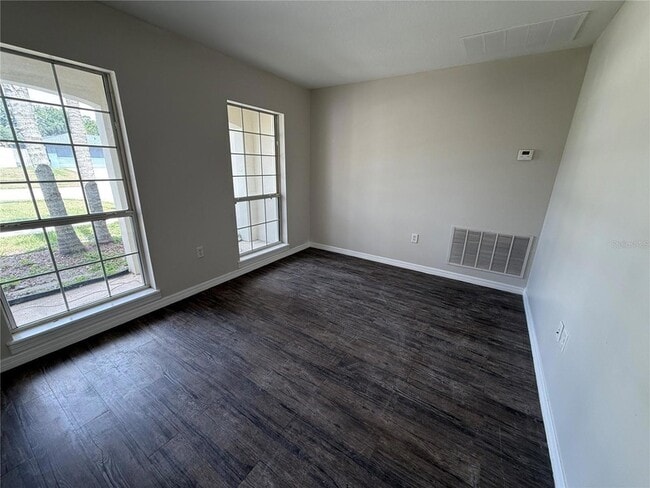 Building Photo - 641 Brookside Rd